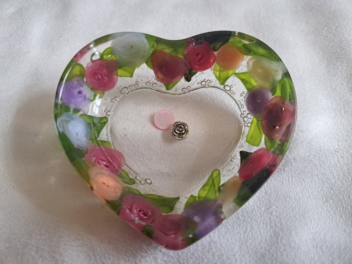 Kleine Schale Rosen