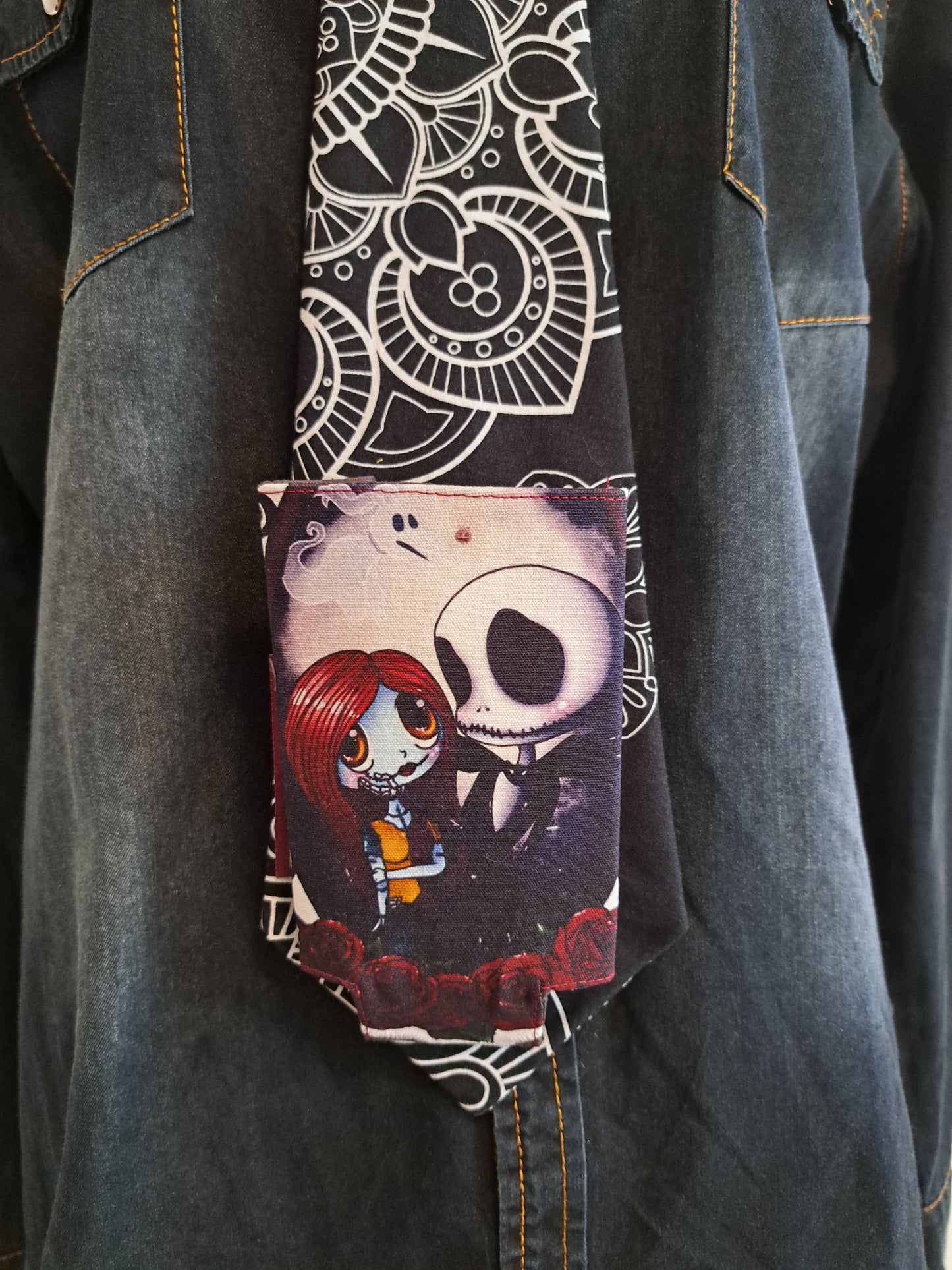 Krawatte NBC Ornament